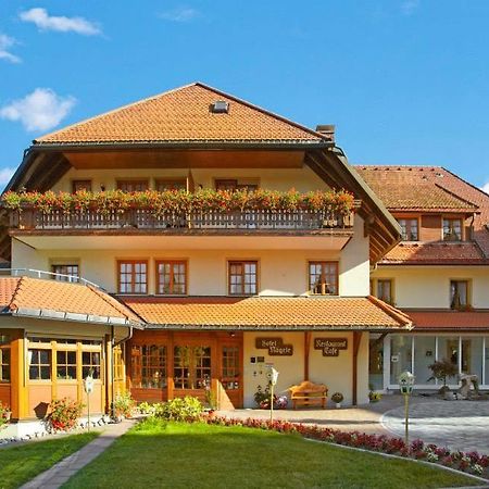 Wander- & Wellnesshotel Naegele Hoechenschwand Exterior photo