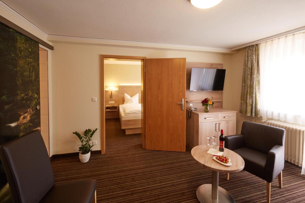 Wander- & Wellnesshotel Naegele Hoechenschwand Exterior photo